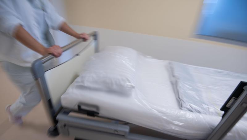 Laut einer Sprecherin der DAK-Gesundheit sind viele Menschen wohl aus Angst vor einer Corona-Infektion trotz lebensbedrohlicher Erkrankungen nicht ins Krankenhaus gegangen.