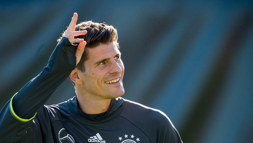Die Bilder vom DFB-Training beim FC Bayern. Die Bilder vom DFB-Training beim FC Bayern.