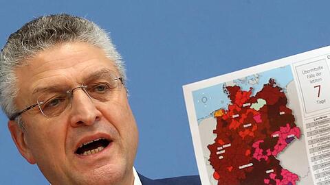 RKI-Präsident Lothar Wieler mit den neuesten Corona-Zahlen: "Wir müssen alles tun, um diese Dynamik zu brechen".