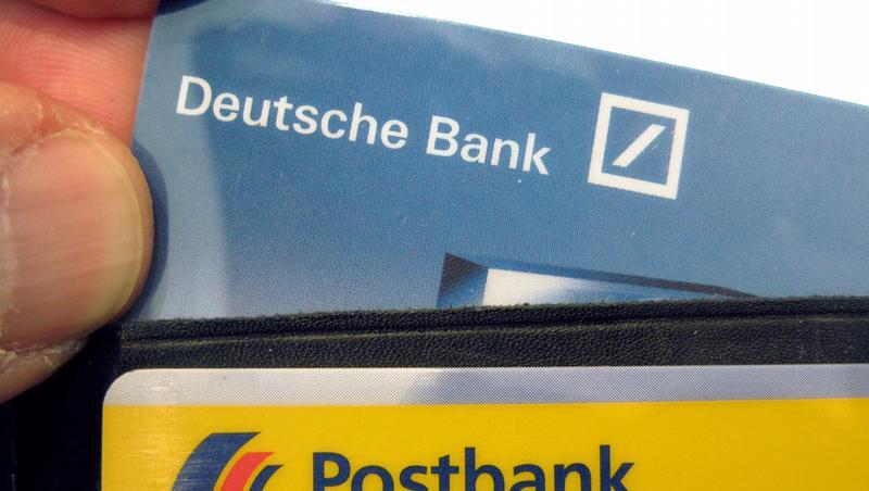 Die Deutsche Bank steigt bei der Postbank ein. Die Deutsche Bank steigt bei der Postbank ein.