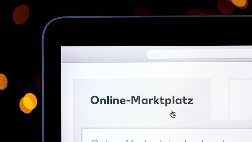 Viele Menschen in Deutschland kaufen inzwischen häufiger im Internet ein als im Geschäft.