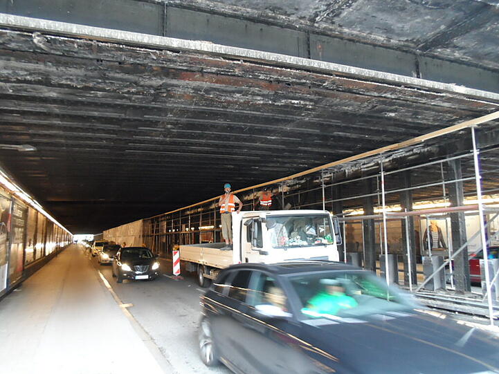 Baustelle Paul-Heyse-Tunnel: Der Blick in die dreckige Röhre