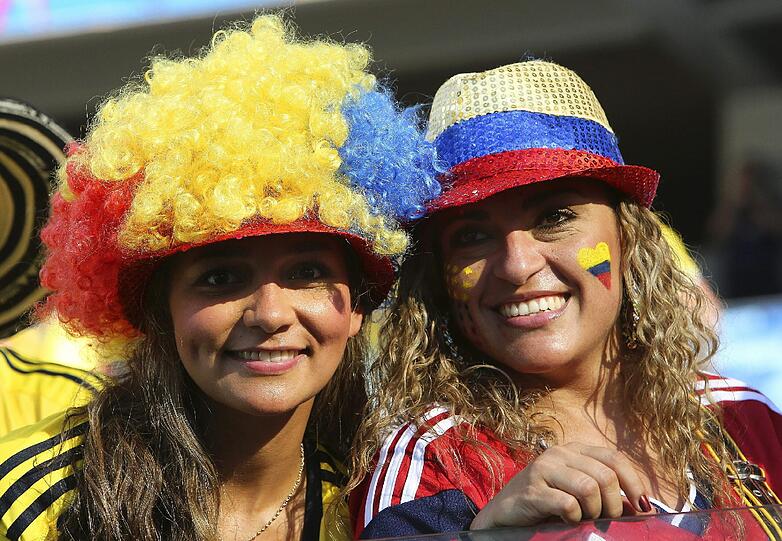 Ob im Stadion in Brasilien oder beim Public Viewing daheim: Die heißesten Fans der WM. Die Bilder!