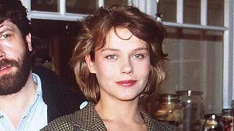 Schauspielerin Jennifer Nitsch beim Dreh zu ihrem größten Erfolg, dem Fünfteiler "Nur eine kleine Affäre" (1994).