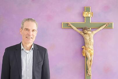 Stadtdekan Bernhard Liess ist studierter Theologe. Stadtdekan Bernhard Liess ist studierter Theologe.