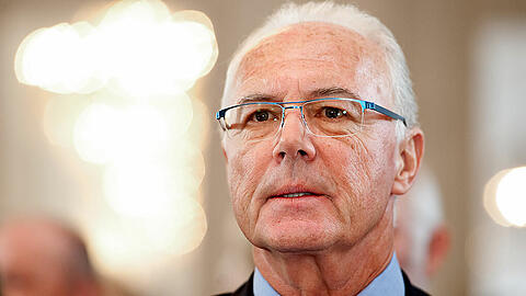 Fällt ein Schatten auf die Lichtgestalt Franz Beckenbauer?