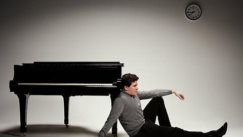 Denis Matsuev stammt aus Irkutsk. 1998 gewann er den Tschaikowsky-Wettbewerb in der Sparte Klavier.