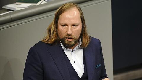 "Wir rufen Union und SPD jetzt auf, die steuerliche Förderung der Gebäudesanierung so auszugestalten, dass sie wirklich dem Klima nützt", sagt Anton Hofreiter.