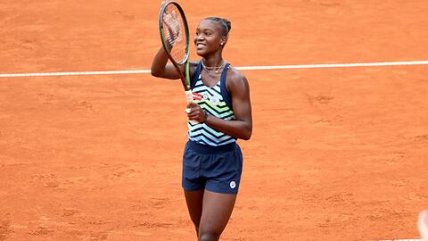 Noma Noha Akugue trifft im Finale auf die Niederländerin Arantxa Rus.