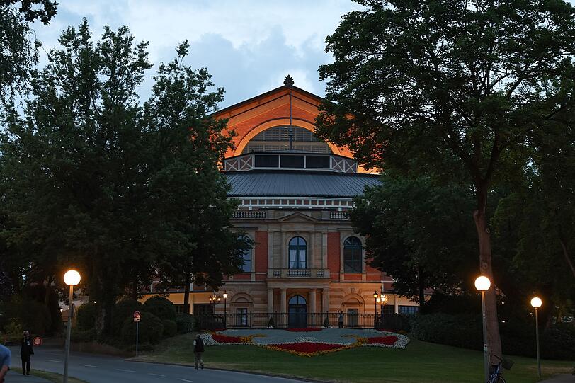 Vor 150 Jahren fanden hier erstmals die Bayreuther Festspiele statt. (Archivbild) Vor 150 Jahren fanden hier erstmals die Bayreuther Festspiele statt. (Archivbild)