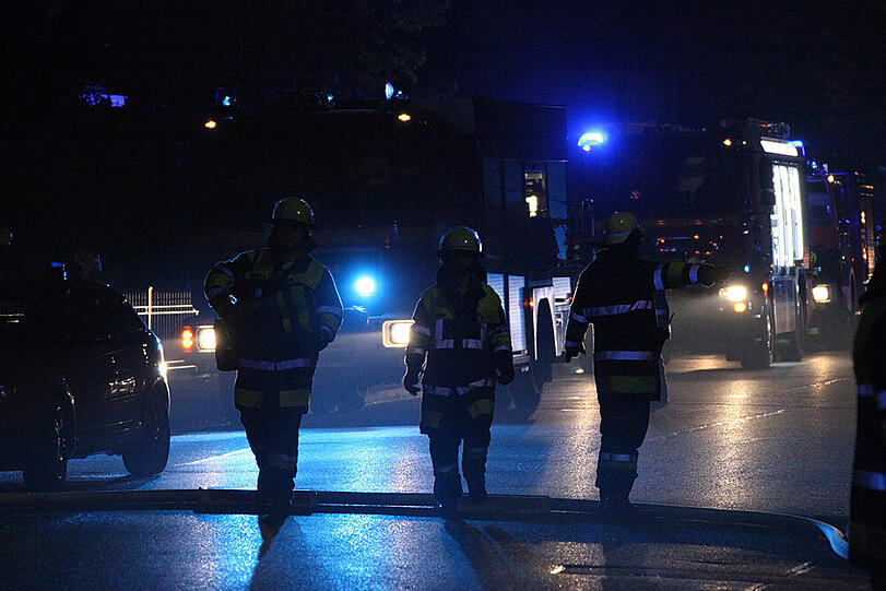 Die Bilder vom Feuerwehreinsatz in Waldkraiburg.