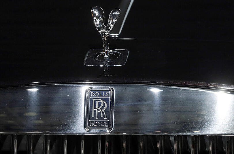 Kühlergrill eines Rolls Royce (Symbolbild)
