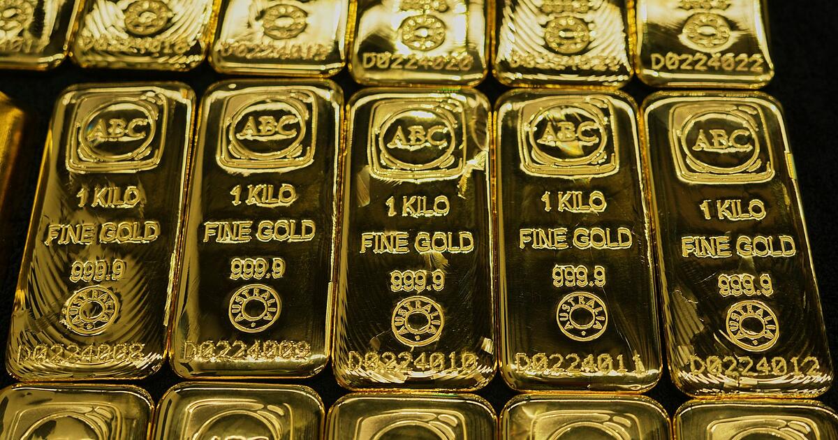 Gold-kostet-erstmals-mehr-als-4-400-US-Dollar