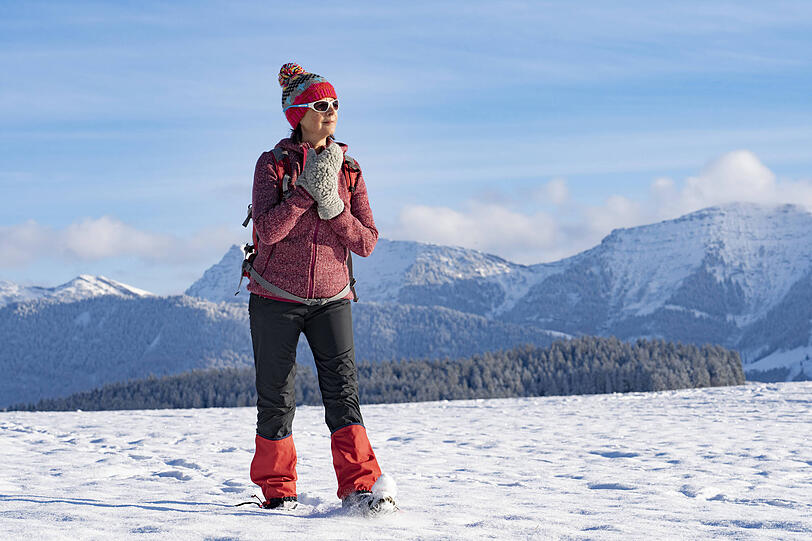 Schneeschuhwanderin in den Allg&auml;uer Alpen. Auch im Allg&auml;u gab es &Auml;rger um mutwillig zerst&ouml;rte Loipen.