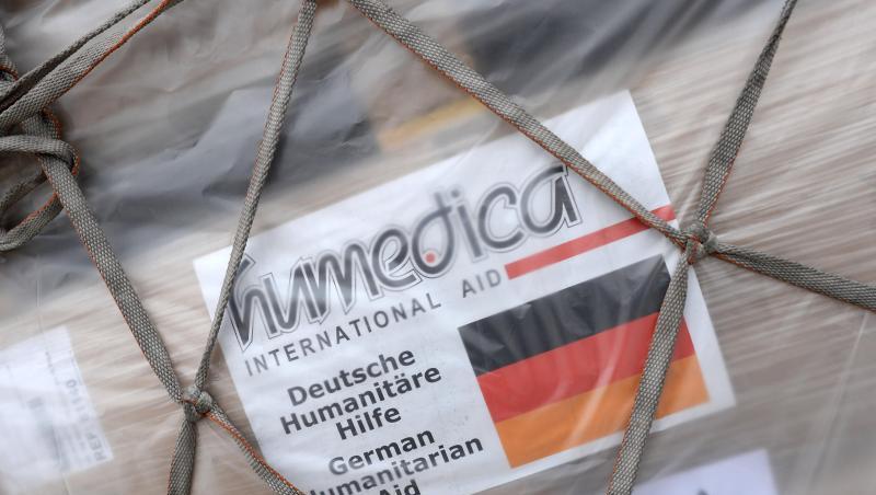 Ein Aufkleber der Hilfsorganisation Humedica klebt auf dem Flughafen in München (Bayern) auf einem Paket. Foto: Andreas Gebert/Archivbild Ein Aufkleber der Hilfsorganisation Humedica klebt auf dem Flughafen in München (Bayern) auf einem Paket. Foto: Andreas Gebert/Archivbild