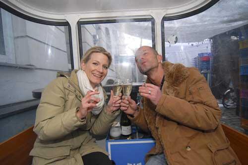 hre Rauchergondel wird jetzt Nichtrauchergondel: Kristina Schumm und Toralf Raimöller