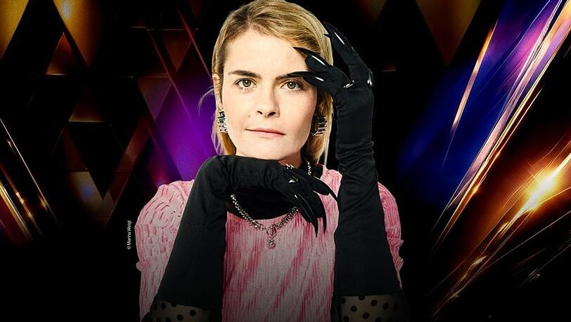 Mit Samthandschuhen und Krallen: Komikerin Hazel Brugger. Mit Samthandschuhen und Krallen: Komikerin Hazel Brugger.