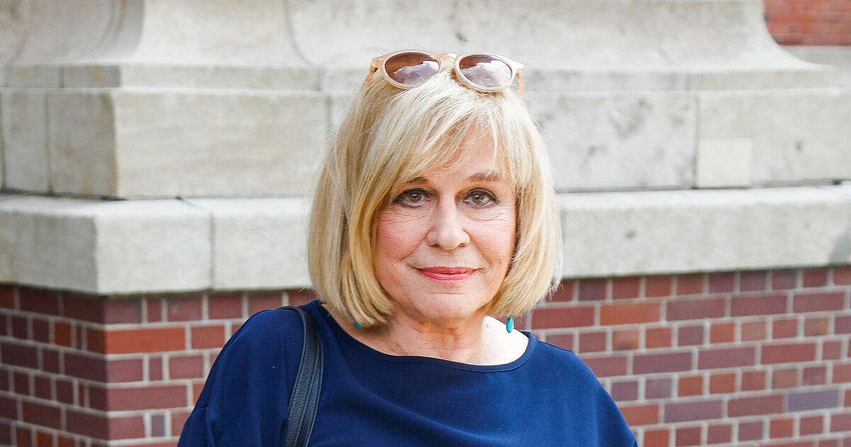 Schlagerstar-Mary-Roos-ber-famili-re-Vorw-rfe-Bei-keiner-Hochzeit-dabei-