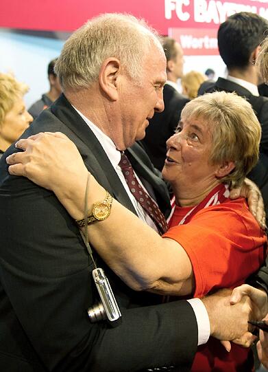 Uli Hoeneß am Freitagabend im Audi Dome.