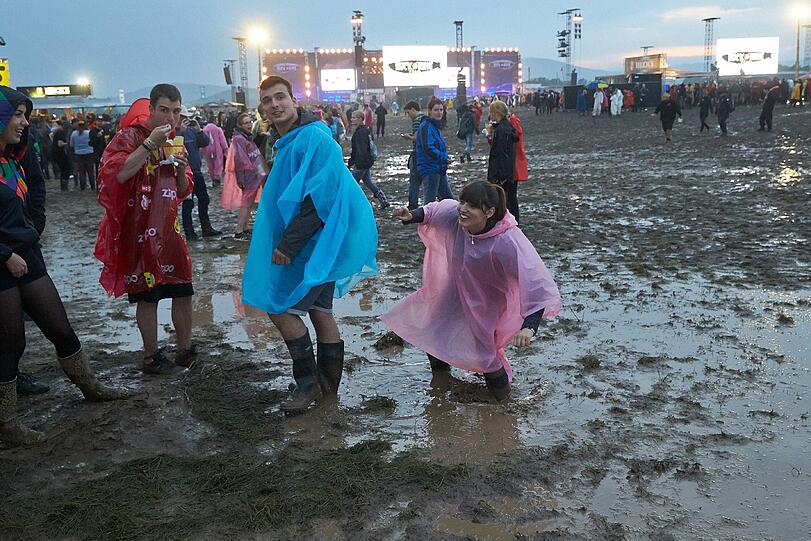 Die Bilder vom ersten Tag des Festivals Rock am Ring 2016 in Mendig.