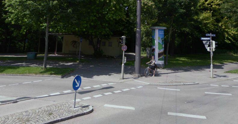 Was passiert mit dem Toilettenhäuschen am Herkomerplatz?