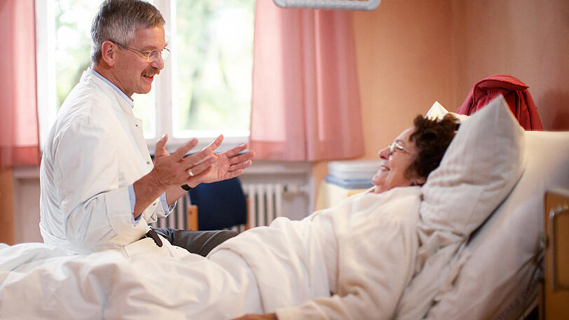Nie mehr krank sein? Die Zusatzbeiträge für den Arbeitnehmer sind bei vielen Krankenkassen angestiegen.