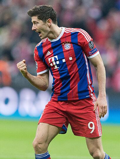 ROBERT LEWANDOWSKI: Pep schickte ihn wieder zunächst auf Linksaußen. Feine Einzelleistung, die fast zum 2:0 durch Robben geführt hätte. Scheiterte am Pfosten. Krönte seine Leistung mit dem 6:0. NOTE 2