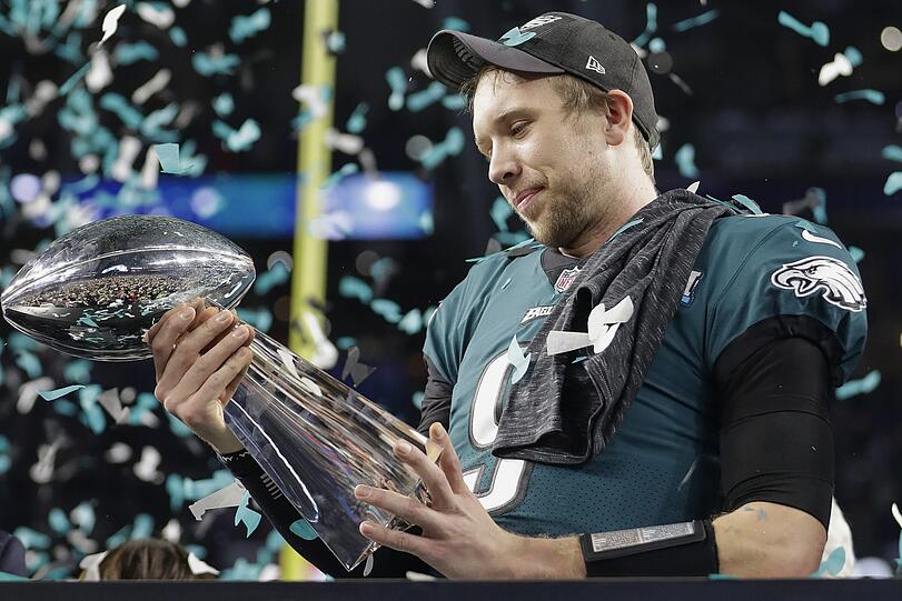 Zum gefeierten Helden wird hingegen Nick Foles.