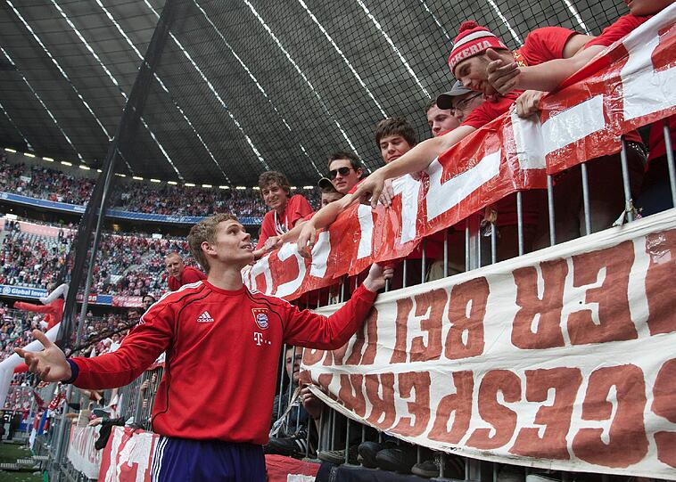 Beim letzten Saisonspiel verabschiedete sich Thomas Kraft von den Bayern-Fans. Der Torwart spielt ab nächster Saison beim Aufsteiger Hertha BSC Berlin.