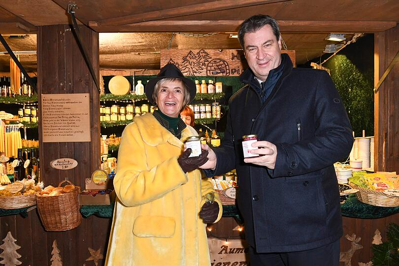 Fürstin Gloria von Thurn und Taxis mit Ministerpräsident Markus Söder