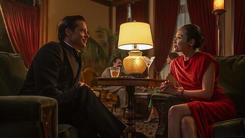 Brad Pitt als Superstar und Li Jun Li als sexuell schillernde Lady Fay Zhu, mit der "Babylon" auch auf Filme wie "Shanghai Express" oder "Marokko" anspielt.