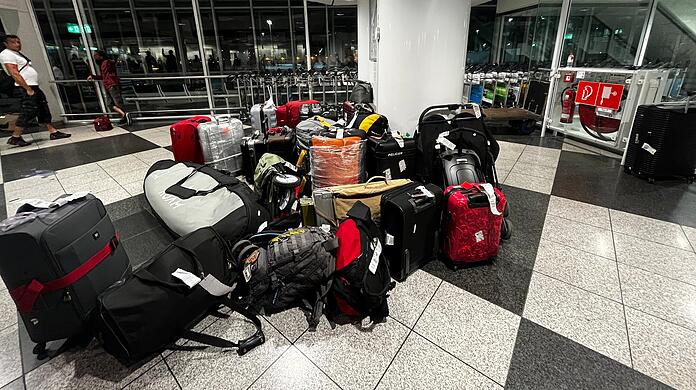 Koffer-Chaos ohne Ende: So sieht es aktuell teilweise am Münchner Flughafen aus.