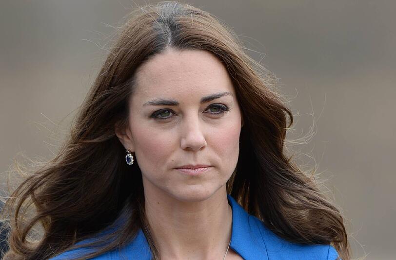 Aufgrund der akuten Schwangerschaftsübelkeit haben die Ärzte Kate davon abgeraten, nach Malta zu reisen.
