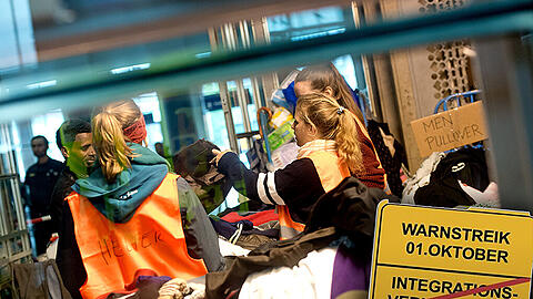 Anfang September 2015 am Münchner Hauptbahnhof: Damals waren viele Flüchtlingshelfer noch hoch motiviert. Mittlerweile sind etliche gefrustet.