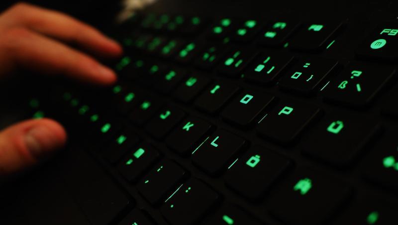 Hunderte Politiker sind Opfer eines Online-Angriffs geworden. Hunderte Politiker sind Opfer eines Online-Angriffs geworden.