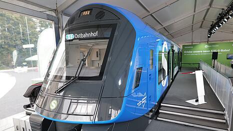 Das begehbare Modell kann noch bis zum 14. September auf dem Münchner Königsplatz besichtigt werden.