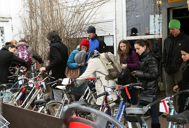 Der Radlflohmarkt im Backstage an der Friedensheimer Brücke läutete am Wochenende den Frühling ein. Die Bilder.