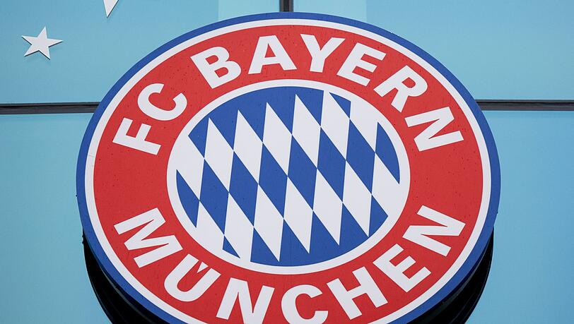 Das Logo von Bayern München ist zu sehen.