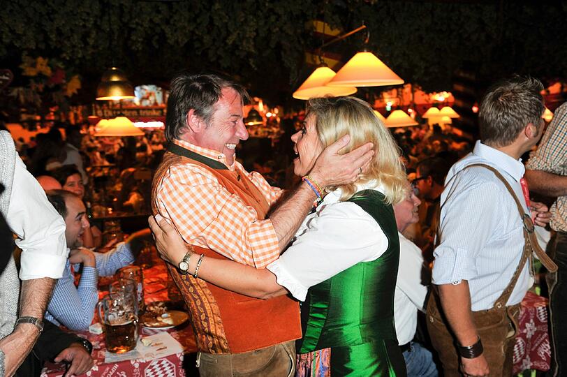 Hier ist Patrick Lindner mit Marianne Hartl