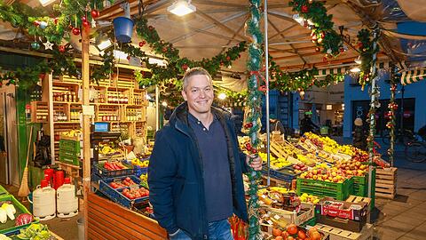 Marco Stohr ist Sprecher der Interessensgemeinschaft Viktualienmarkt. Er befürchtet, dass ein Aufpreis auf Einwegbecher den Händlern schadet.