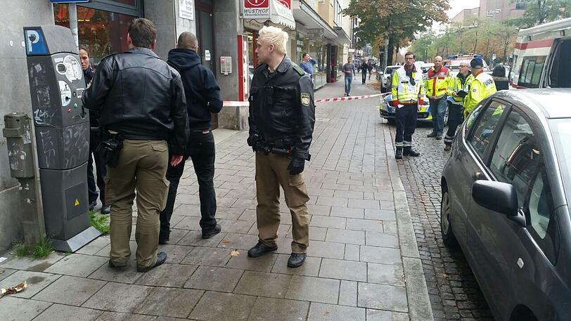 Die Bilder vom Einsatz nach der Messerattacke.