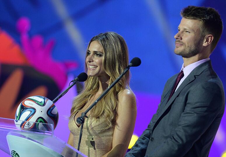 Die hübsche Moderatorin Fernanda Lima (hier mit Rodrigo Hilbert)