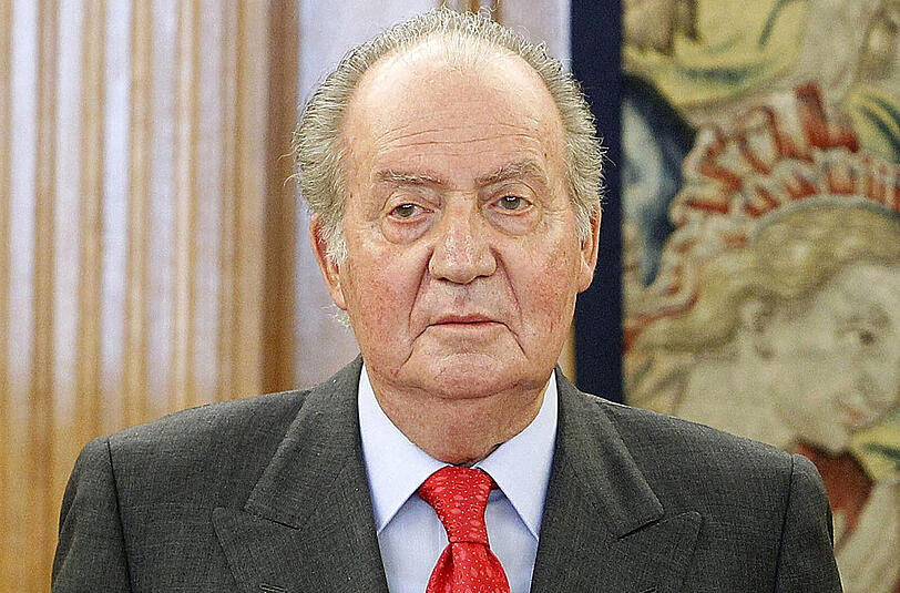 Spaniens früherer König Juan Carlos hat die Vaterschaftsklage einer Belgierin anfechten lassen. Die Anwälte des 77-jährigen Ex-Monarchen legten Einspruch gegen die Zulassung einer Klage der 48 Jahre alten Ingrid Sartiau ein.