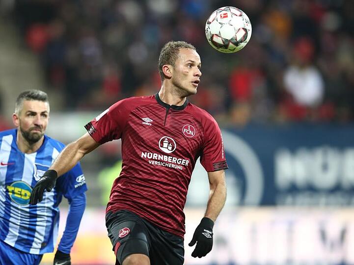 Almeida Santos Ewerton Jose im Trikot des 1. FC Nürnberg. Foto: Daniel Karmann/Archivbild