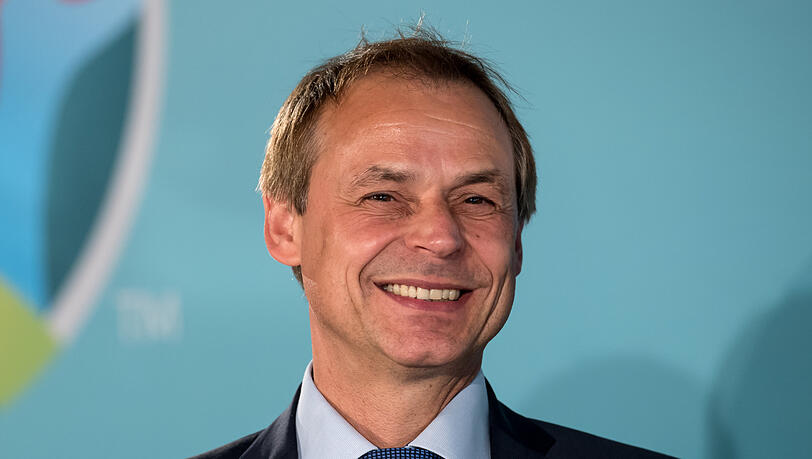 Olaf Thon wurde 1990 Weltmeister. Olaf Thon wurde 1990 Weltmeister.