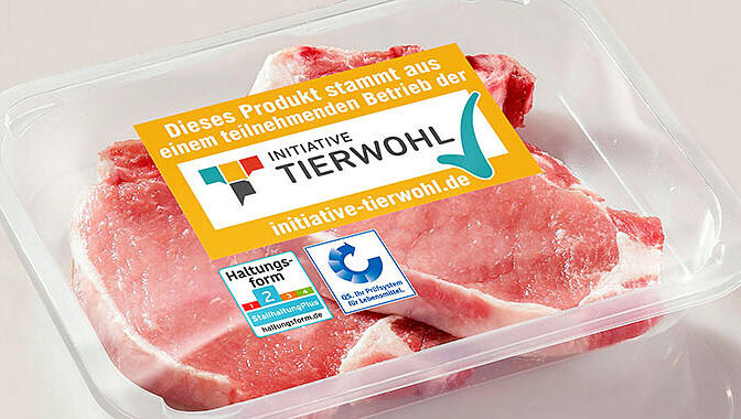 Besser kann so einfach sein: Fleisch mit dem Siegel der Initiative Tierwohl.