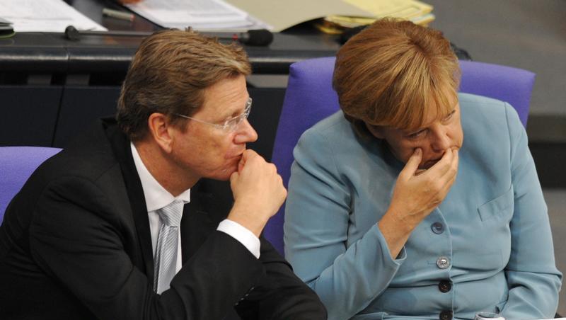 Schlechte Umfragewertte für Bundeskanzlerin Merkel und ihren Koalitionspartner Guido Westerwelle Schlechte Umfragewertte für Bundeskanzlerin Merkel und ihren Koalitionspartner Guido Westerwelle
