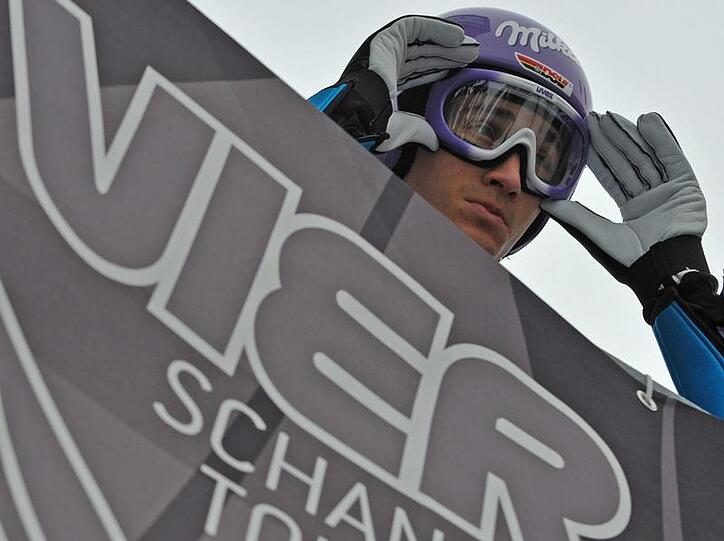 Martin Schmitt belegte bei der Qualifikation in Oberstdorf Platz sechs