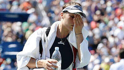 Andrea Petkovic hat beim WTA-Turnier in Peking den Einzug in das Viertelfinale verpasst. Andrea Petkovic hat beim WTA-Turnier in Peking den Einzug in das Viertelfinale verpasst.