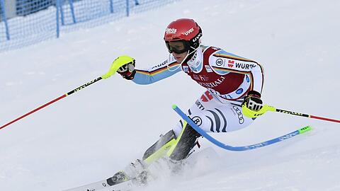 "Mutigere Fahrweise" - das macht bei Deutschlands Ski-Nummer eins Lena Dürr laut Ertl-Renz gerade den Unterschied.
